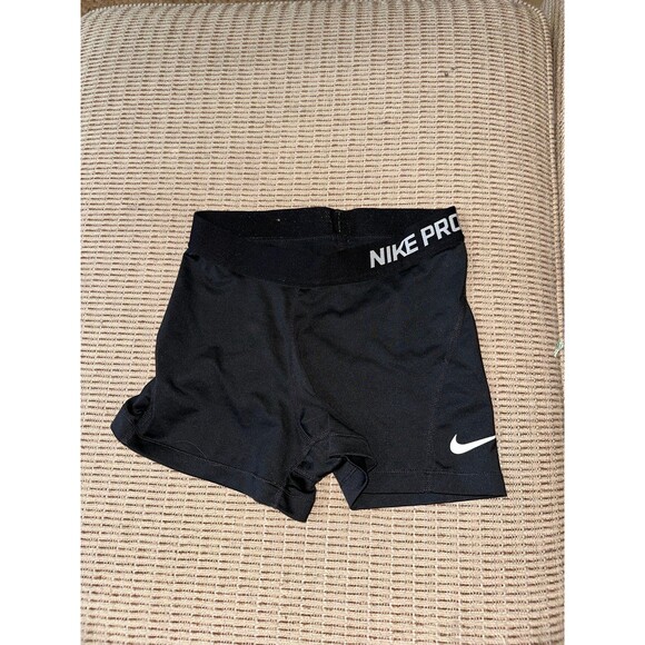 Nike pros - Picture 1 of 3